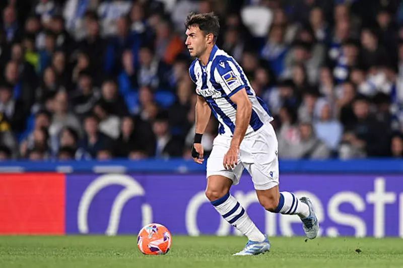 ريال مدريد مصمم على التعاقد مع زوبيمندي من سوسيداد رغم التحديات